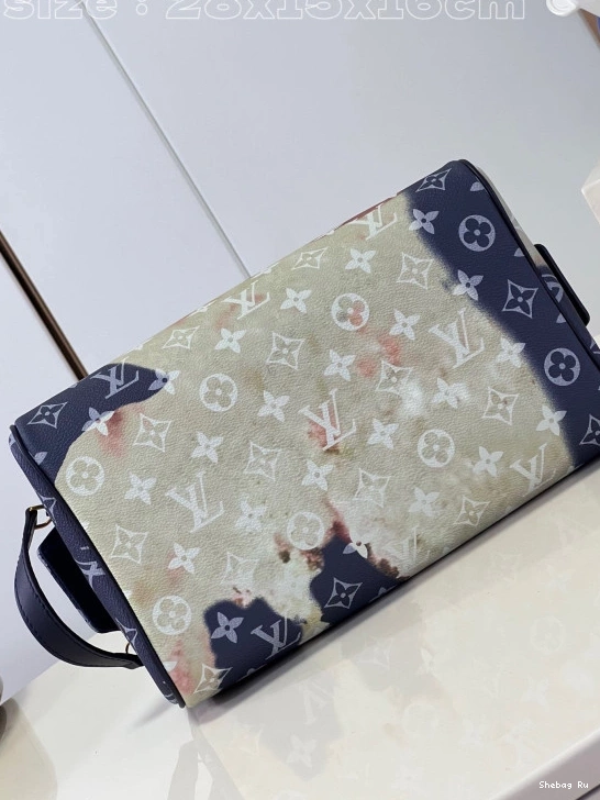 LOUIS DOPP POUCH VUITTON KIT TOILET 0724